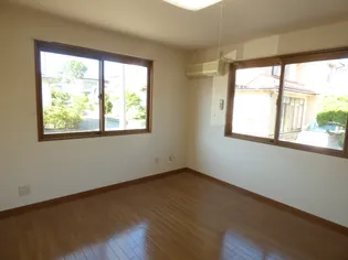 ウィルモア八柳【1階】の居間