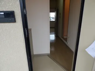 セジュール勝平【2階】の玄関