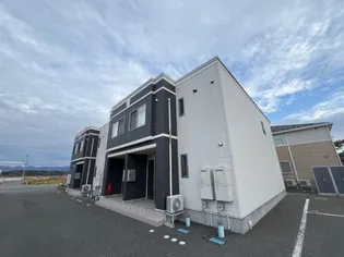 アドニス グランディの画像