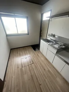 サンライフ三啓【13号室】の玄関