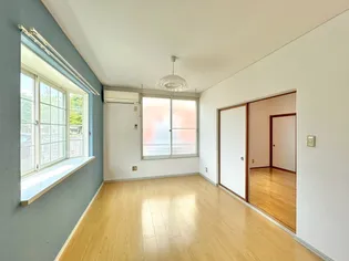 ハイツティー・アール・シー【105号室】の居間