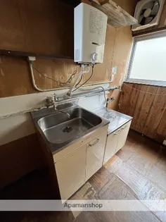 高橋平和町アパート【2-1号室】のキッチン