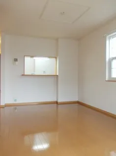 クローバーⅠ【1階】の居間