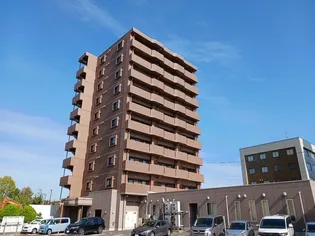 アルト・アヴァンツァート【8階】の外観