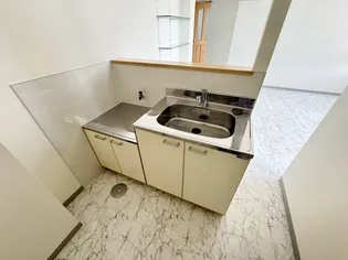 フルール【1階】のキッチン