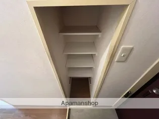 ハイツアイリス【2階】の内装