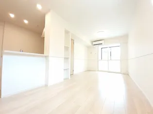 イ・ミリ スピード マスター【1階】の居間