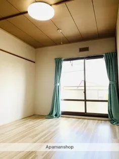 パナハイツサルビア【2階】の居間