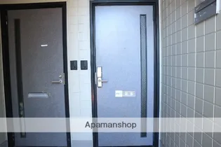 ディアス美晃【1階】の玄関