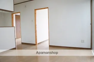 アイランド八橋【A号室】の内装