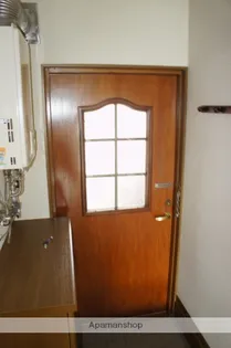 アイランド八橋【A号室】の玄関