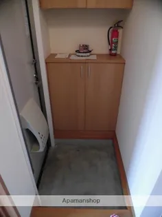 シャーメゾン中園【2階】の玄関