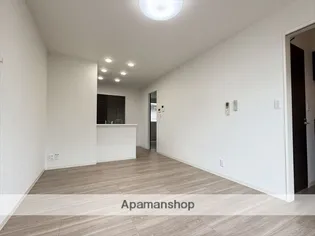 シャーメゾン南中町【1階】の居間