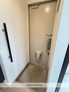 シャーメゾン南中町【1階】の玄関