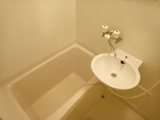 レオパレスティンカーベル【101号室】の風呂