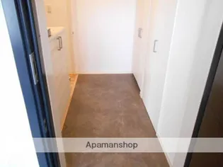 クレスティーク山王【3階】の玄関