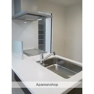 メゾンカルテット桜町【202号室】の内装