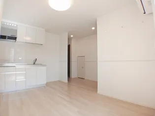 リサイア【1階】の居間