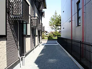 レオパレスティンカーベル【101号室】の外観