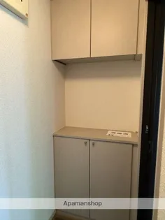 アークヒルズS3【2階】の玄関