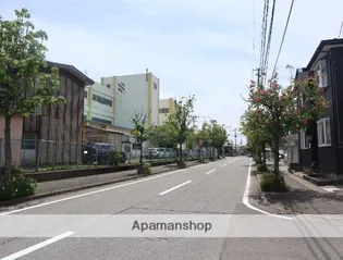 バリュージュ東通【1階】の周辺