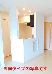 プラザステラ【1階】の居間