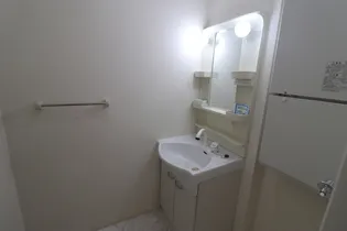 ロイヤルコート茨島【1階】のその他画像