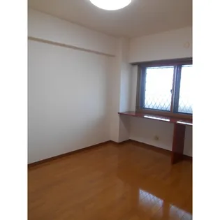 メイブラッサム【2階】の居間