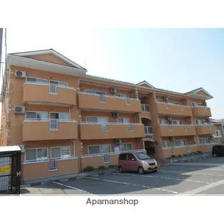 アヴィニヨン【1-B号室】の外観