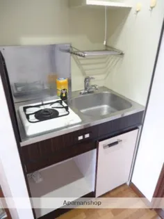 アヴェルデ【1階】のキッチン