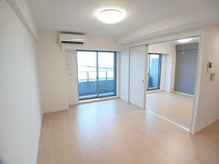 エルドール【4階】の居間