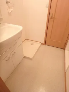 ウエスト・アヴェニュー【2階】の内装