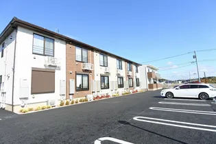 ヴェルドゥーラ C【1階】の外観
