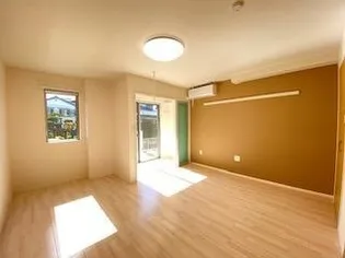 FRONT DU LAC(フロン デュ ラック)【1階】の居間