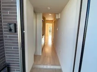 FRONT DU LAC(フロン デュ ラック)【1階】の玄関