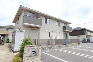 ベル・アジュール D棟【1階】の外観