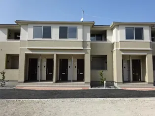 ファミーユ【1階】の外観