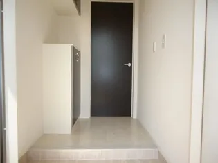 エルハーベン【1階】の玄関