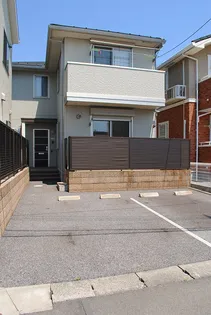 ラ・ルミエール【2階】の外観