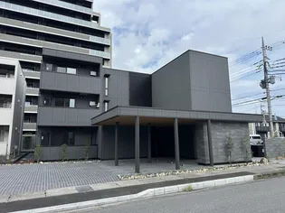 DーGLANZ EAST【3階】の外観