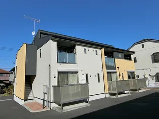 トレ フラテッリ【2階】の外観