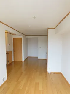 アルシオネB【2階】の居間