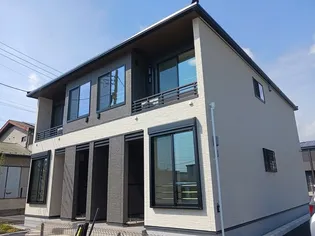 ヴィラ セレーノA【1階】の外観