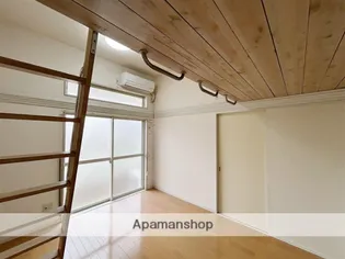 ルミエール【1階】の内装