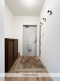 ライジングサン【4階】の玄関