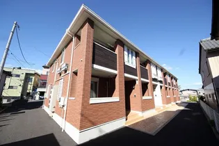 メゾン・ド・ジュネス【2階】の外観