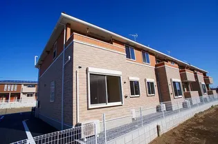 ラ ルーチェIIの画像