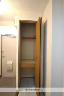 ヴェルドミールA【101号室】の内装