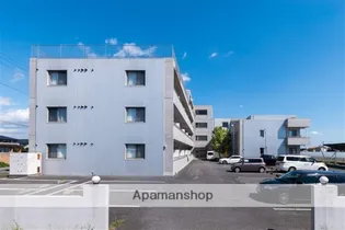 優駿スクエア【2階】の外観