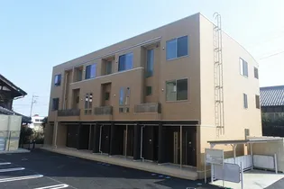 リエ フュテュールの画像